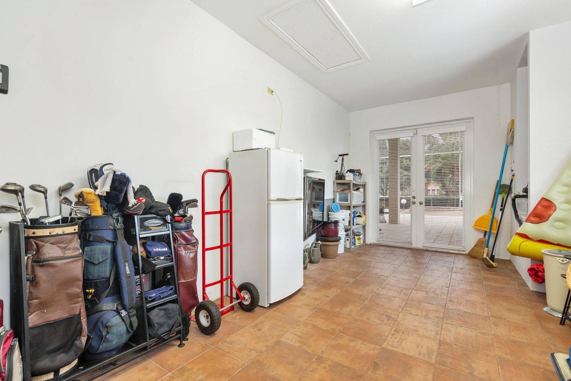 594 N Country Club Drive, Atlantis, FL 33462 Photo