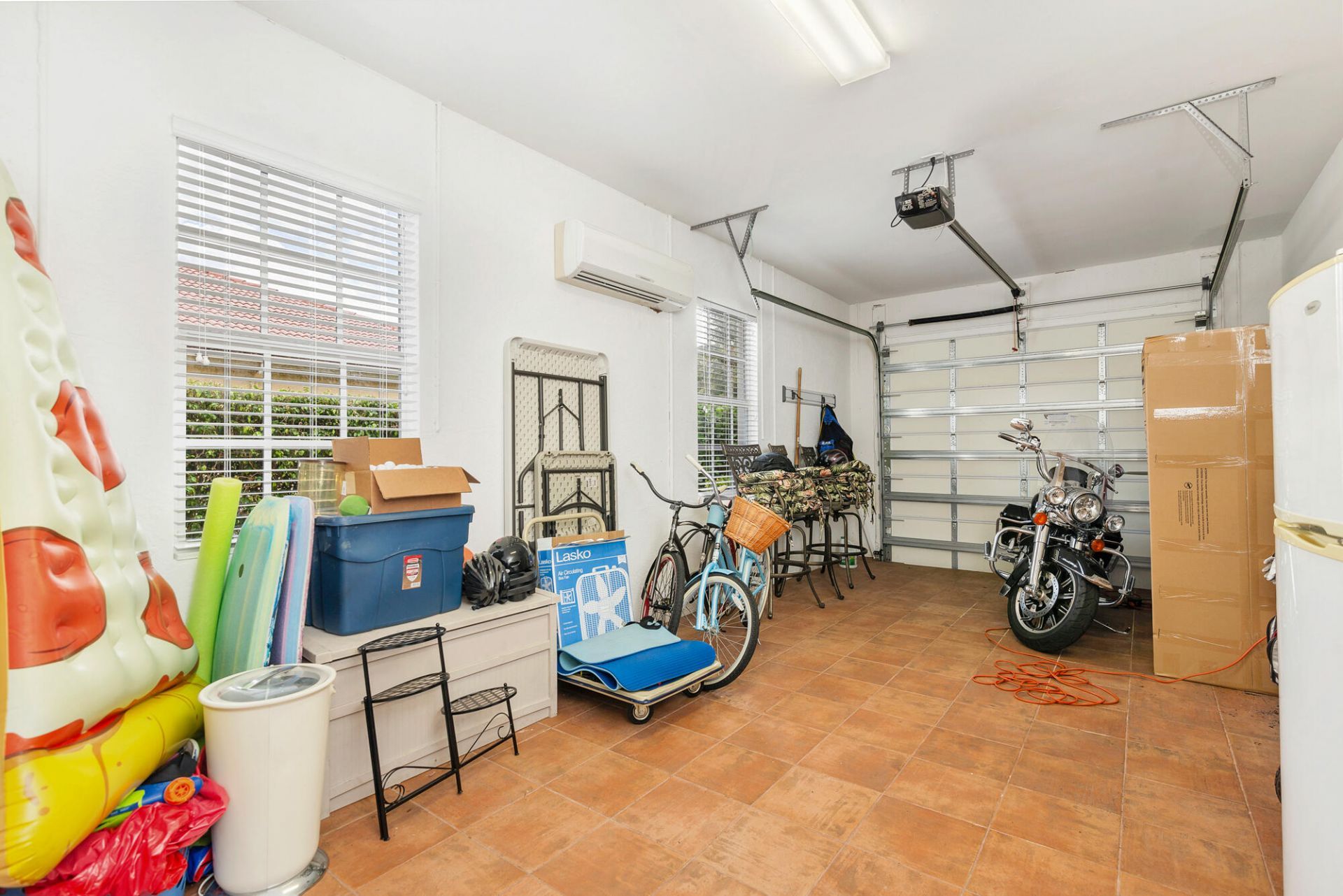 594 N Country Club Drive, Atlantis, FL 33462 Photo