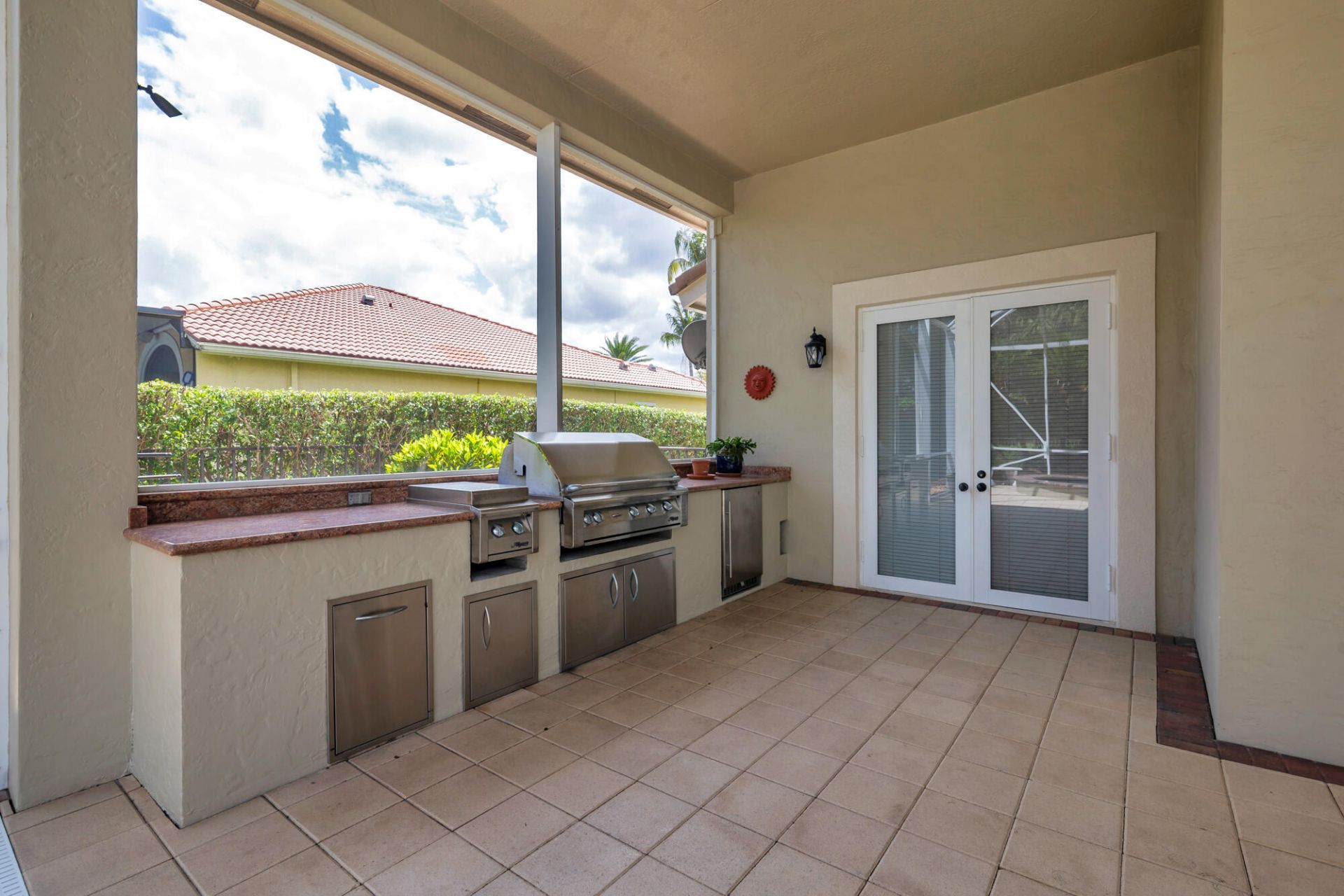 594 N Country Club Drive, Atlantis, FL 33462 Photo