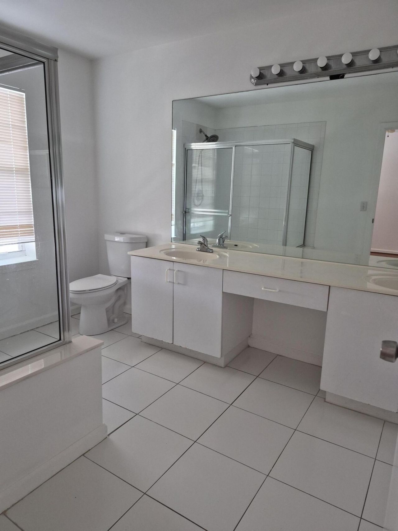 5920 S Golden Beauty Lane, Tamarac, FL 33321 Photo