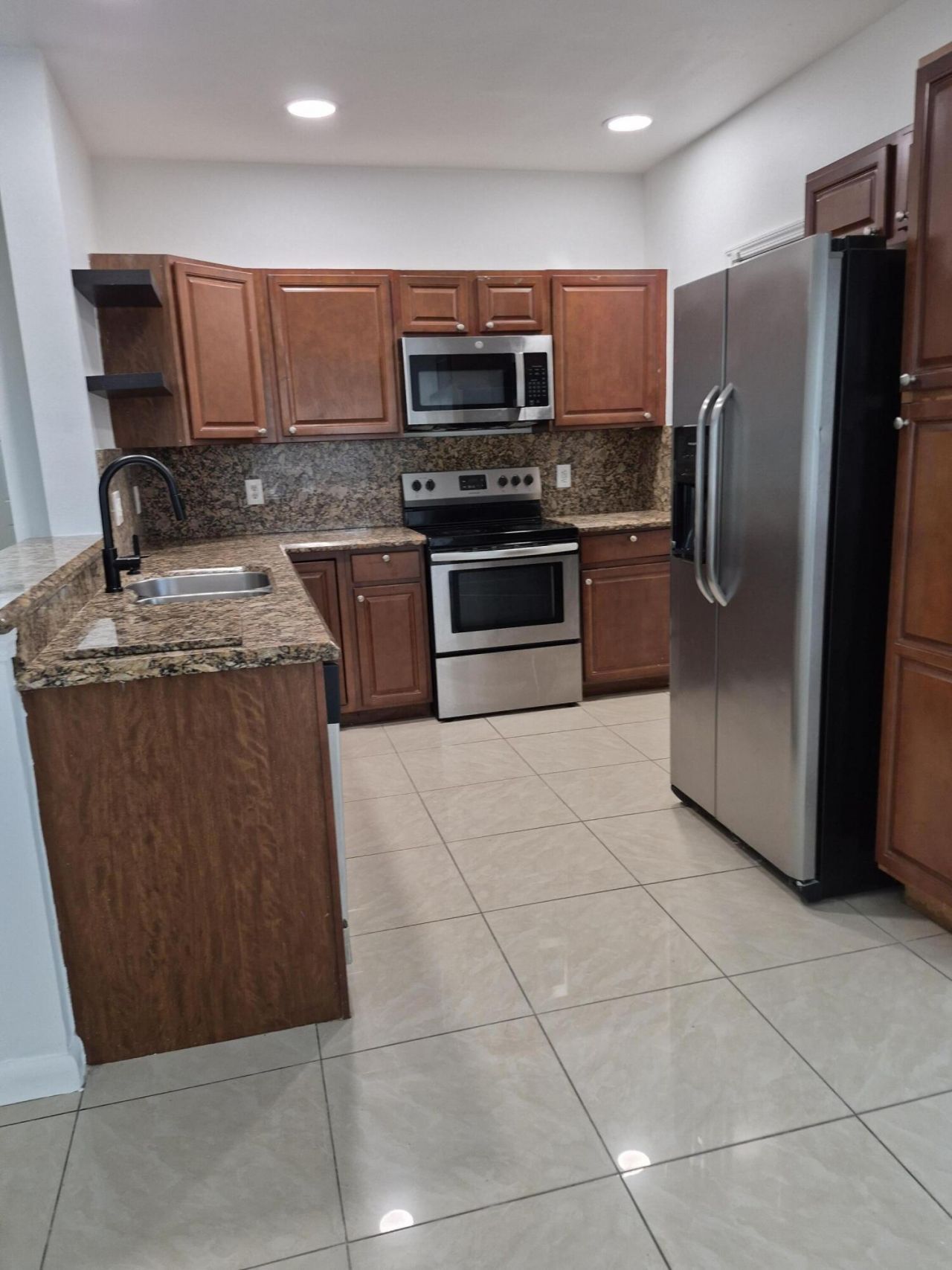 5920 S Golden Beauty Lane, Tamarac, FL 33321 Photo