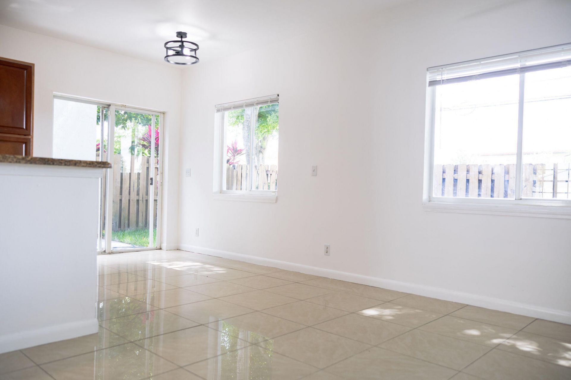 5920 S Golden Beauty Lane, Tamarac, FL 33321 Photo