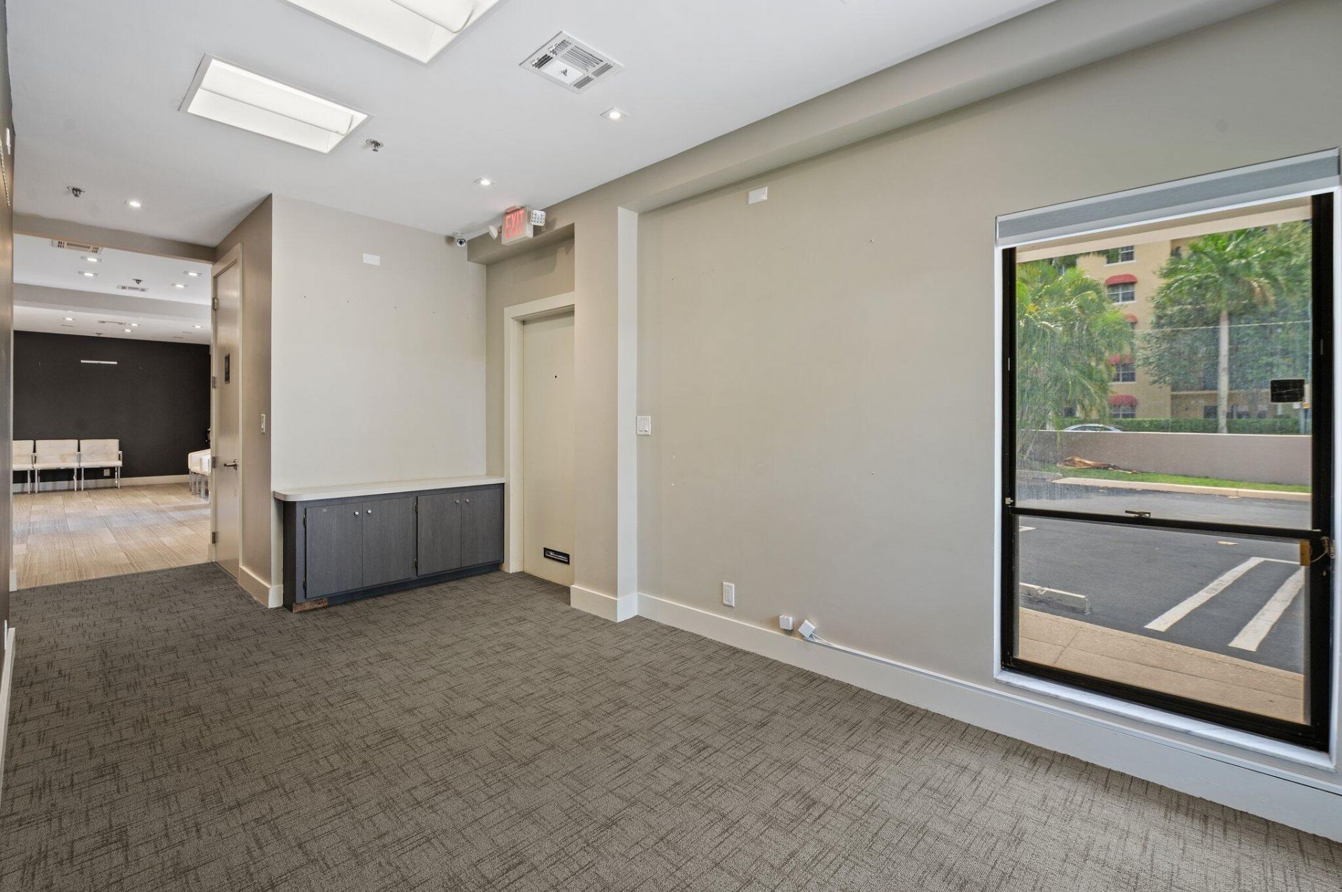 1501 Presidential Way, Unit 10-11, West Palm Beach, FL 33401 Photo