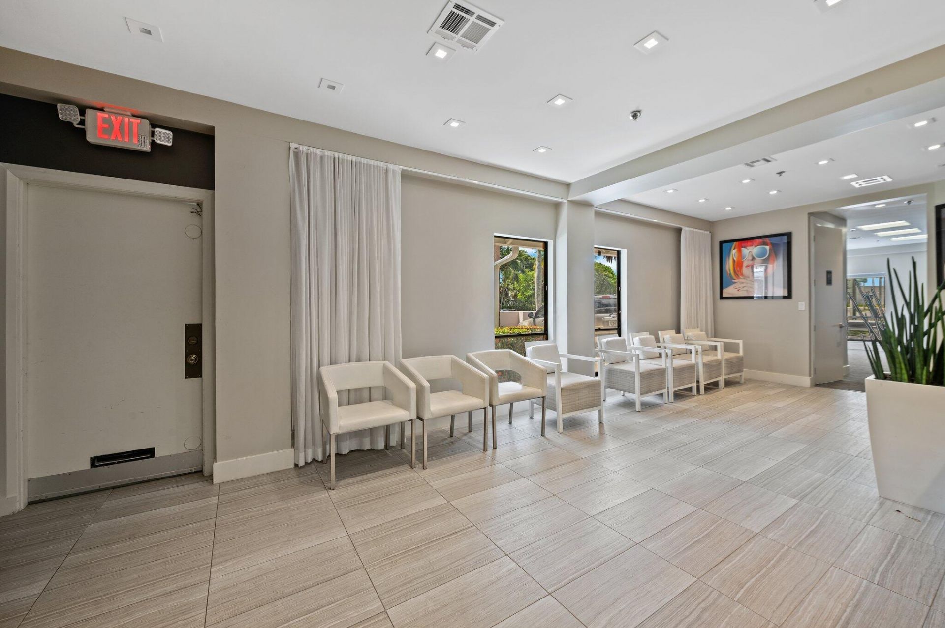 1501 Presidential Way, Unit 10-11, West Palm Beach, FL 33401 Photo