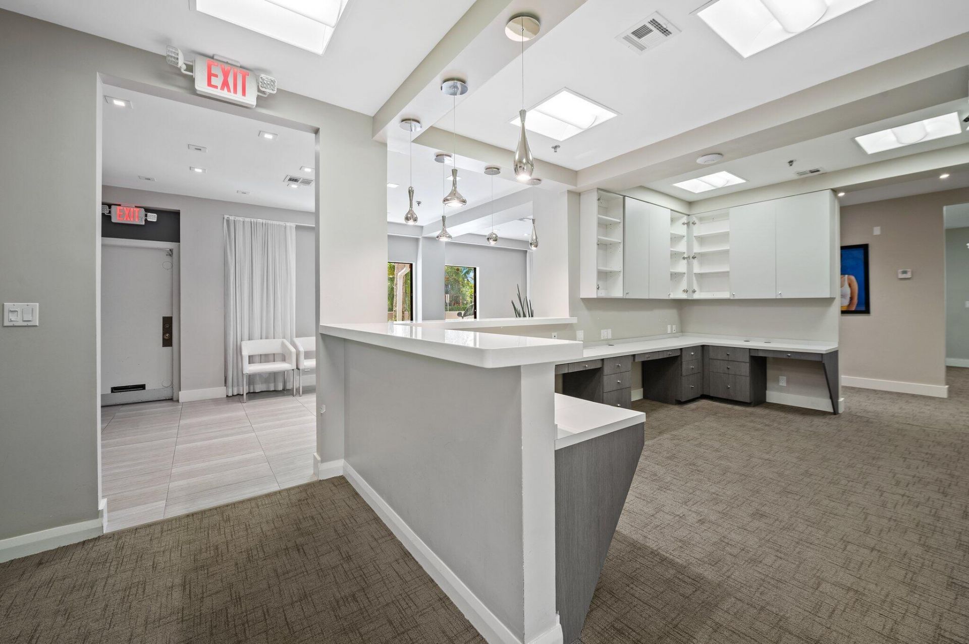 1501 Presidential Way, Unit 10-11, West Palm Beach, FL 33401 Photo