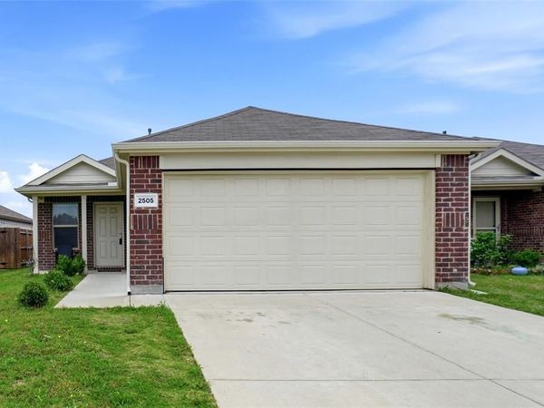 2505 Russell Street, Crandall, TX 75114