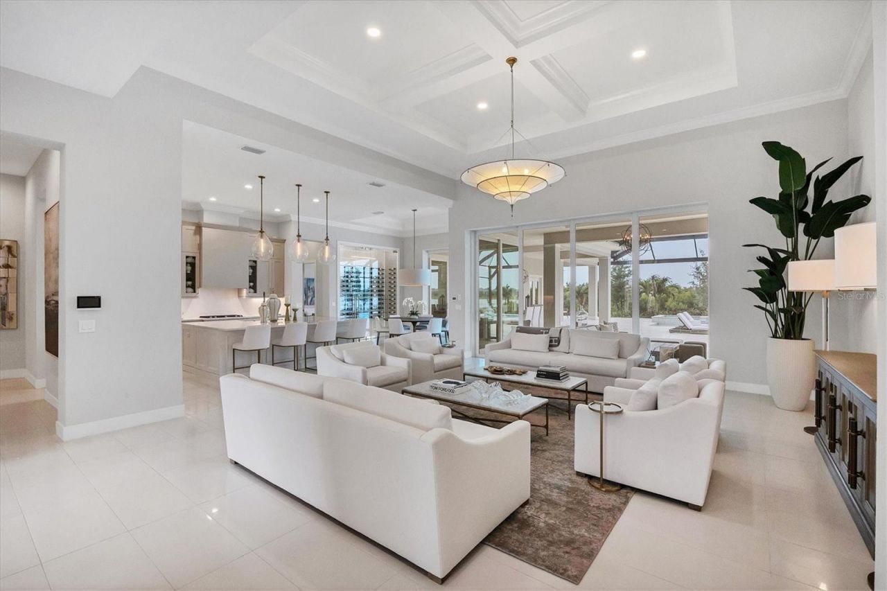 16925 Clearlake Avenue, Lakewood Ranch, FL 34202 Photo