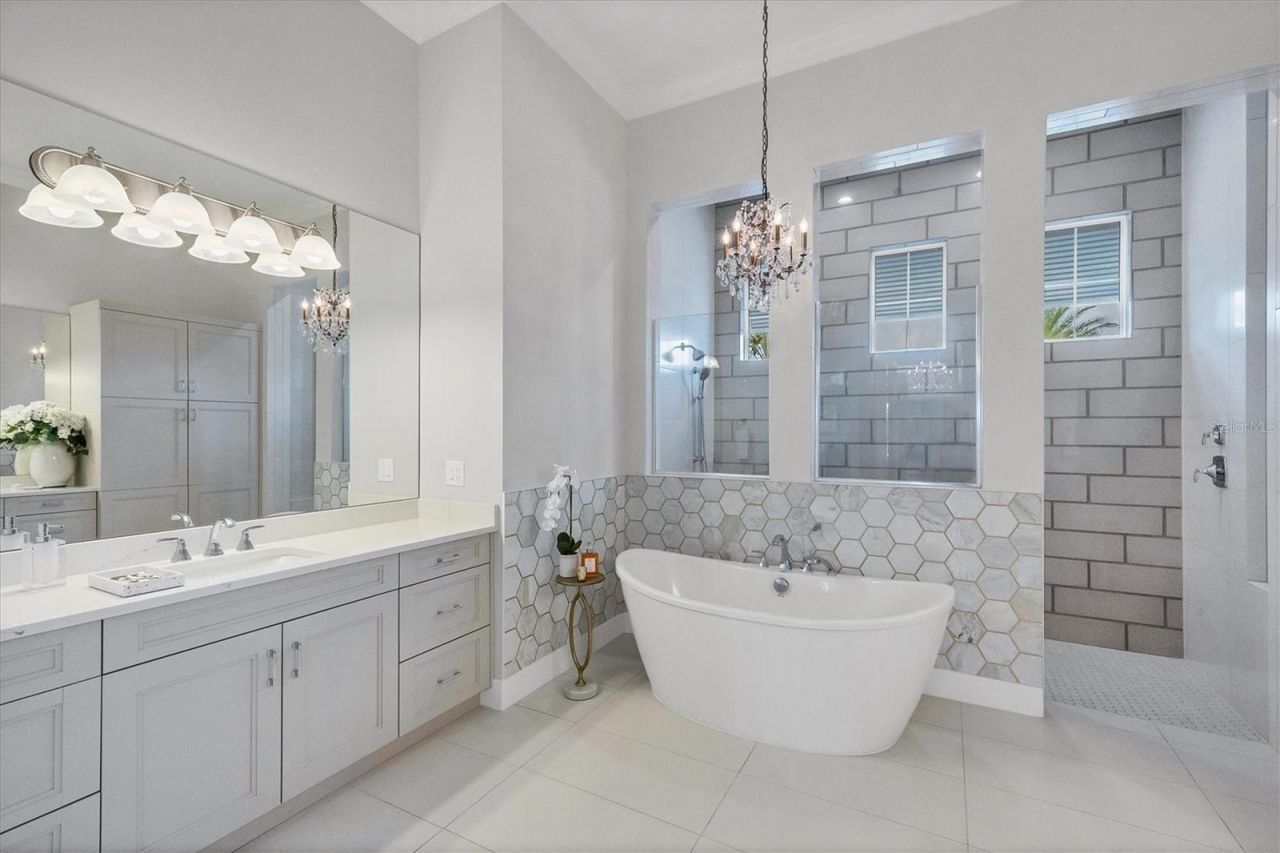 16925 Clearlake Avenue, Lakewood Ranch, FL 34202 Photo