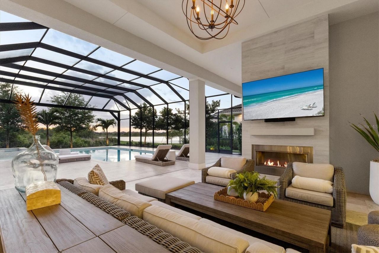 16925 Clearlake Avenue, Lakewood Ranch, FL 34202 Photo