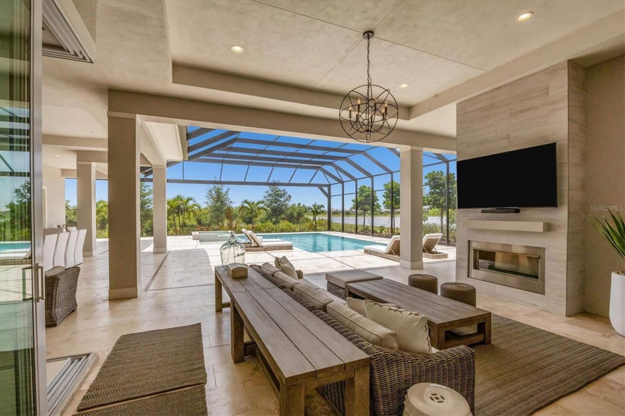 16925 Clearlake Avenue, Lakewood Ranch, FL 34202 Photo