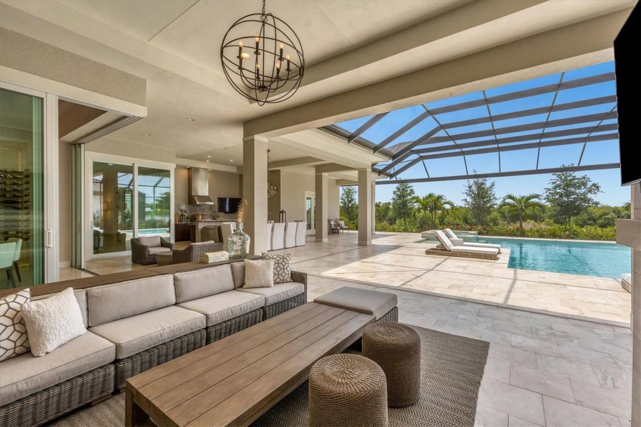 16925 Clearlake Avenue, Lakewood Ranch, FL 34202 Photo
