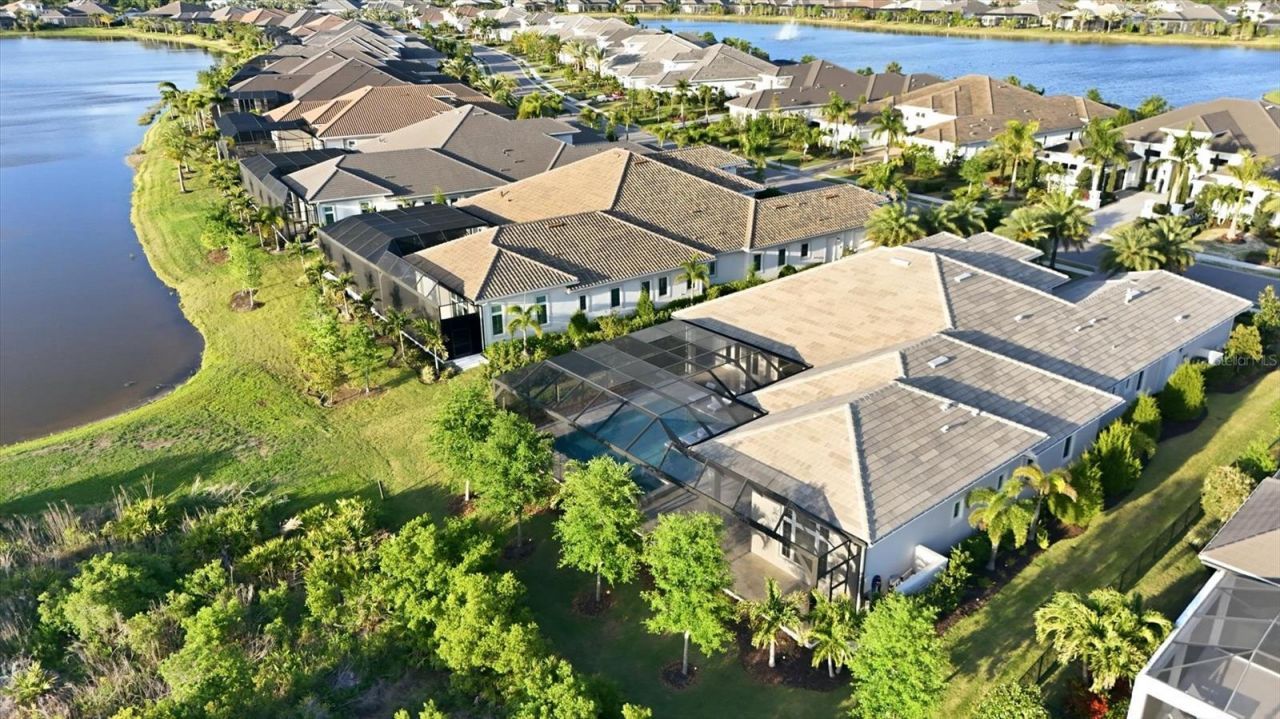 16925 Clearlake Avenue, Lakewood Ranch, FL 34202 Photo