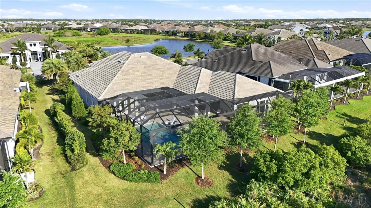 16925 Clearlake Avenue, Lakewood Ranch, FL 34202 Photo