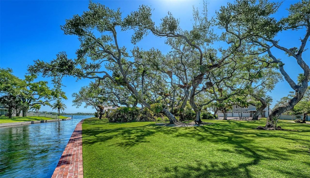1249 S Basin Lane, Sarasota, FL 34242 Photo