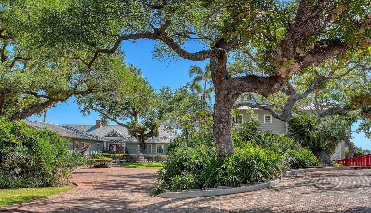 1249 S Basin Lane, Sarasota, FL 34242 Photo