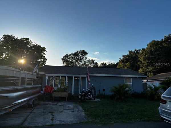 TAMPA, FL 33634