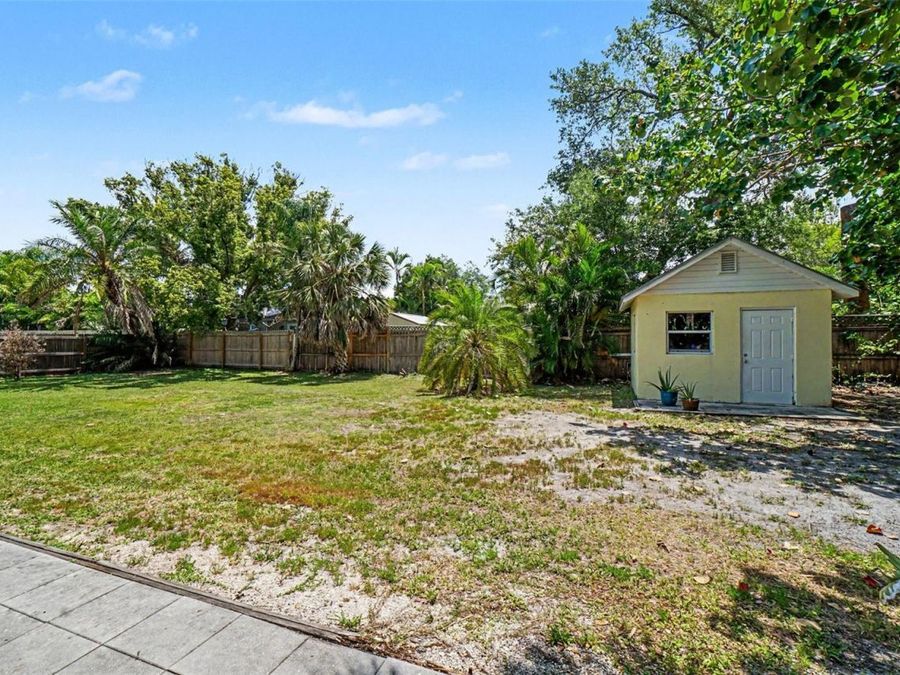Property Image 38