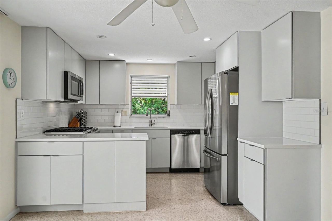 413 Pameto Road, Nokomis, FL 34275 Photo