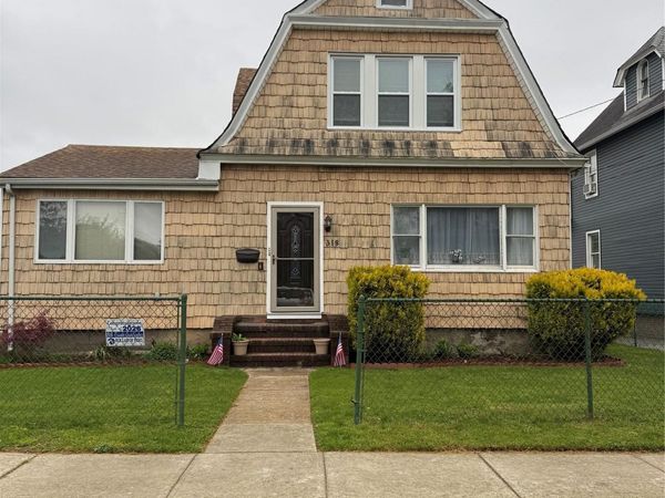318 Earle Avenue , Unit 2, Lynbrook, NY 11563