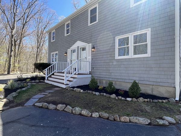176 Main St, Unit A, Rockport, MA 01966