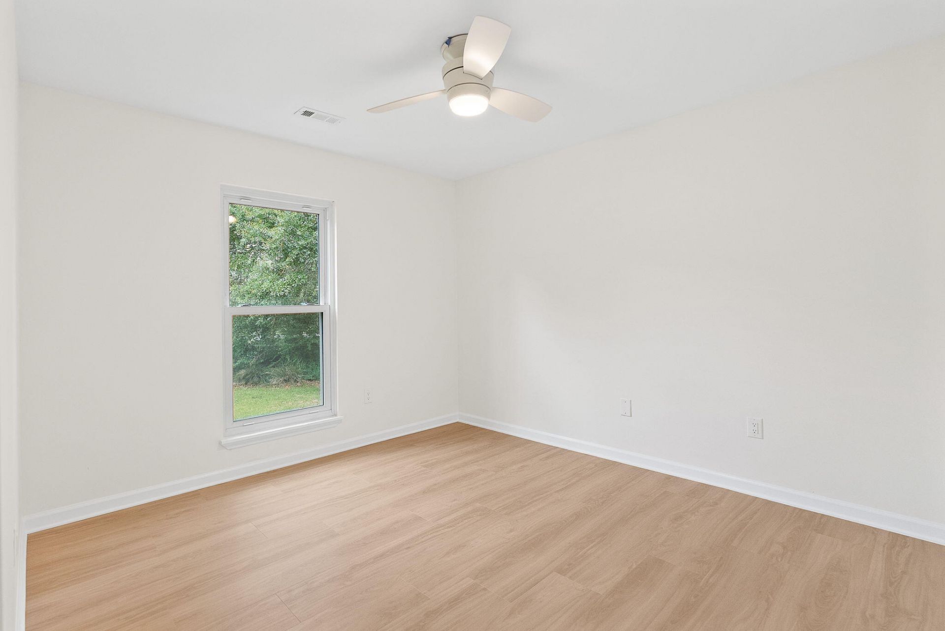 1471 Battery Brown Court Photo 31