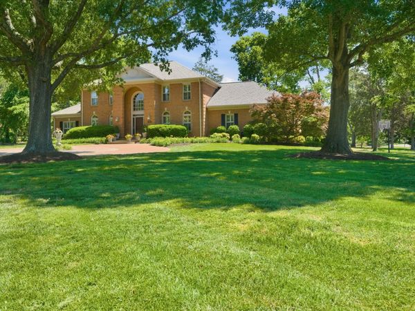 9102 E Cambridge Ct, Brentwood, TN 37027