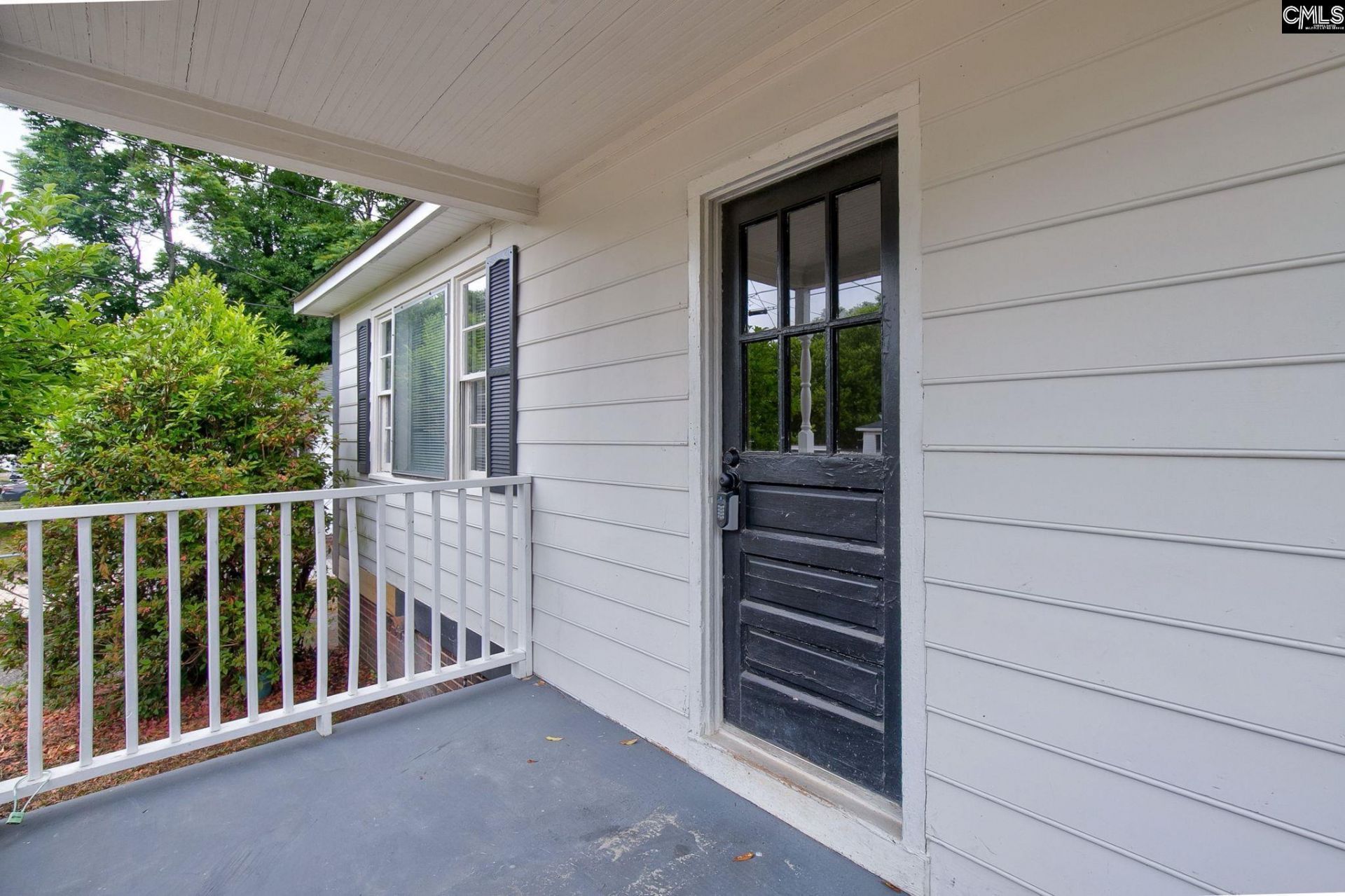 330 Gaffney Street  Photo 4