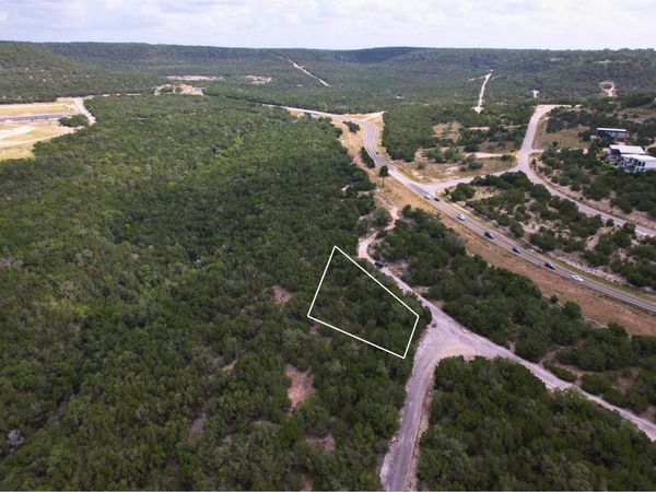 8452 Corral LN, Lago Vista, TX 78645