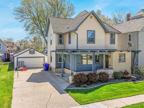 706 METOXEN AVENUE, Kaukauna, WI 54130