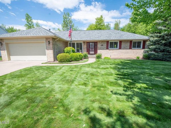 3465 Fieldbrooke Lane, Oregon, OH 43616