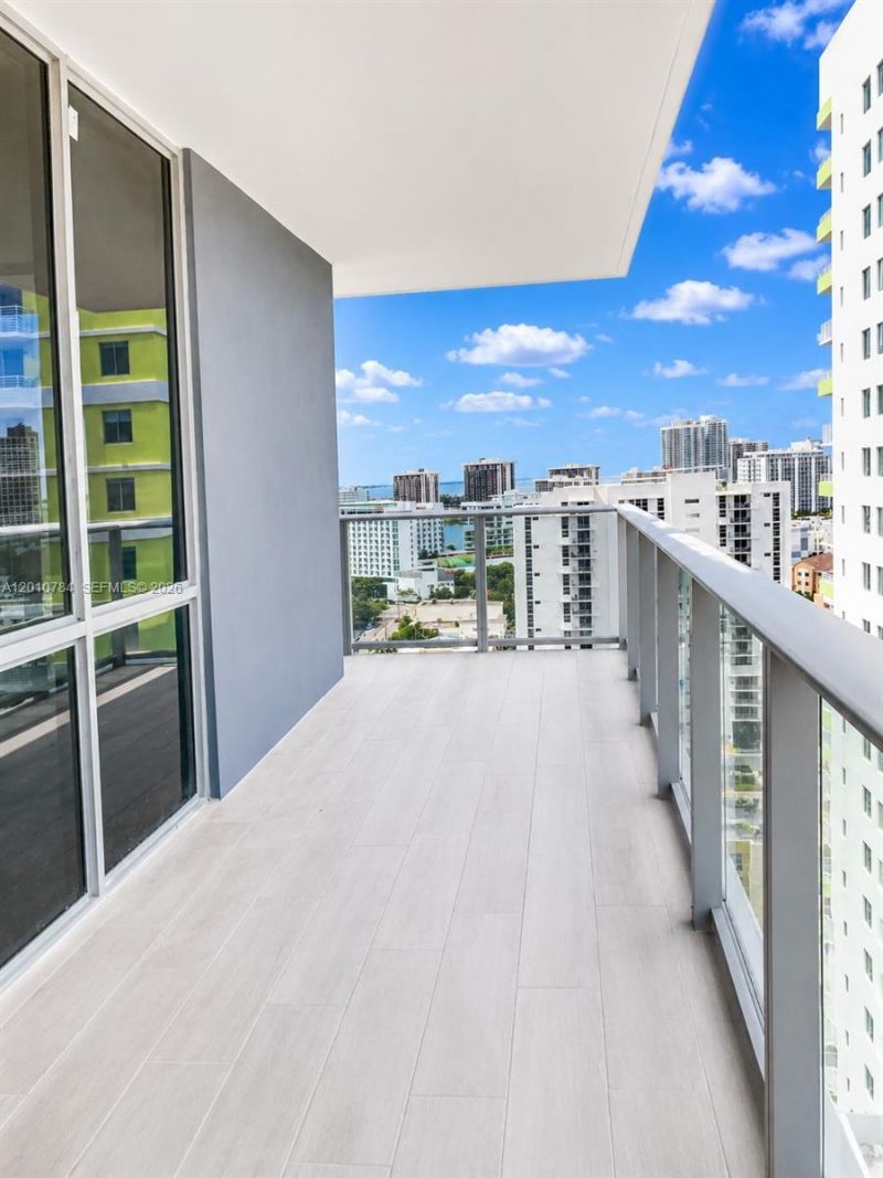 1010 SW 2nd Ave , Unit 1809, Miami, FL 33130 Photo