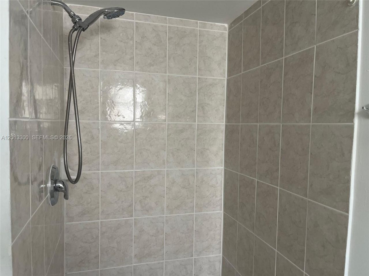 1020 SW 4th St , Unit 102, Miami, FL 33130 Photo