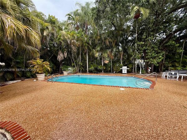 721 Saldano Ave , Coral Gables, FL 33143