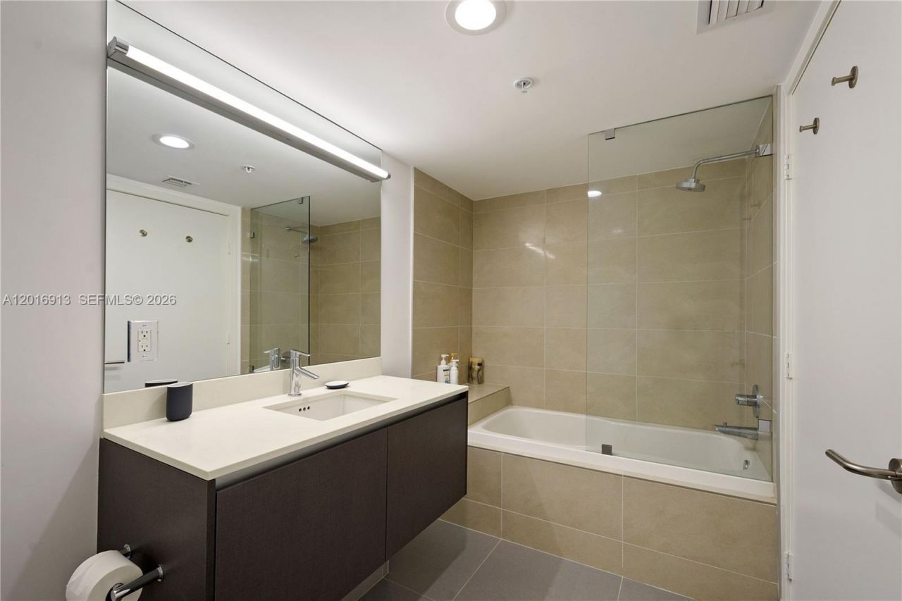 6620 Indian Creek Dr , Unit 712, Miami Beach, FL 33141 Photo