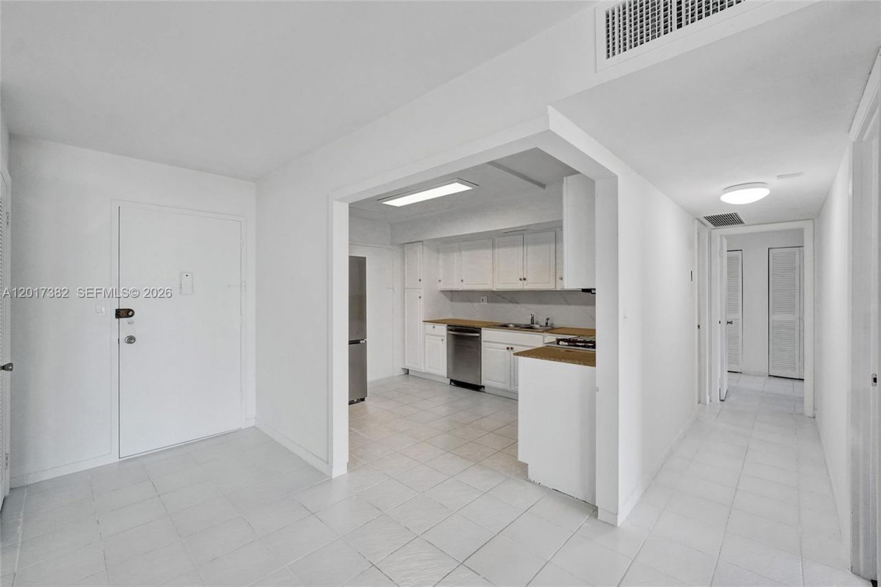 1600 S Ocean Dr , Unit 16B, Hollywood, FL 33019 Photo