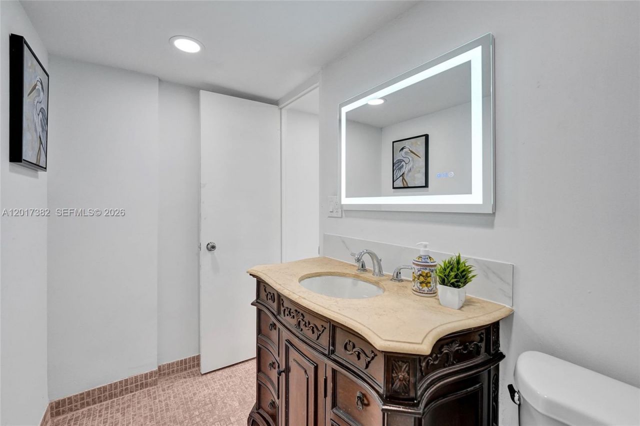 1600 S Ocean Dr , Unit 16B, Hollywood, FL 33019 Photo