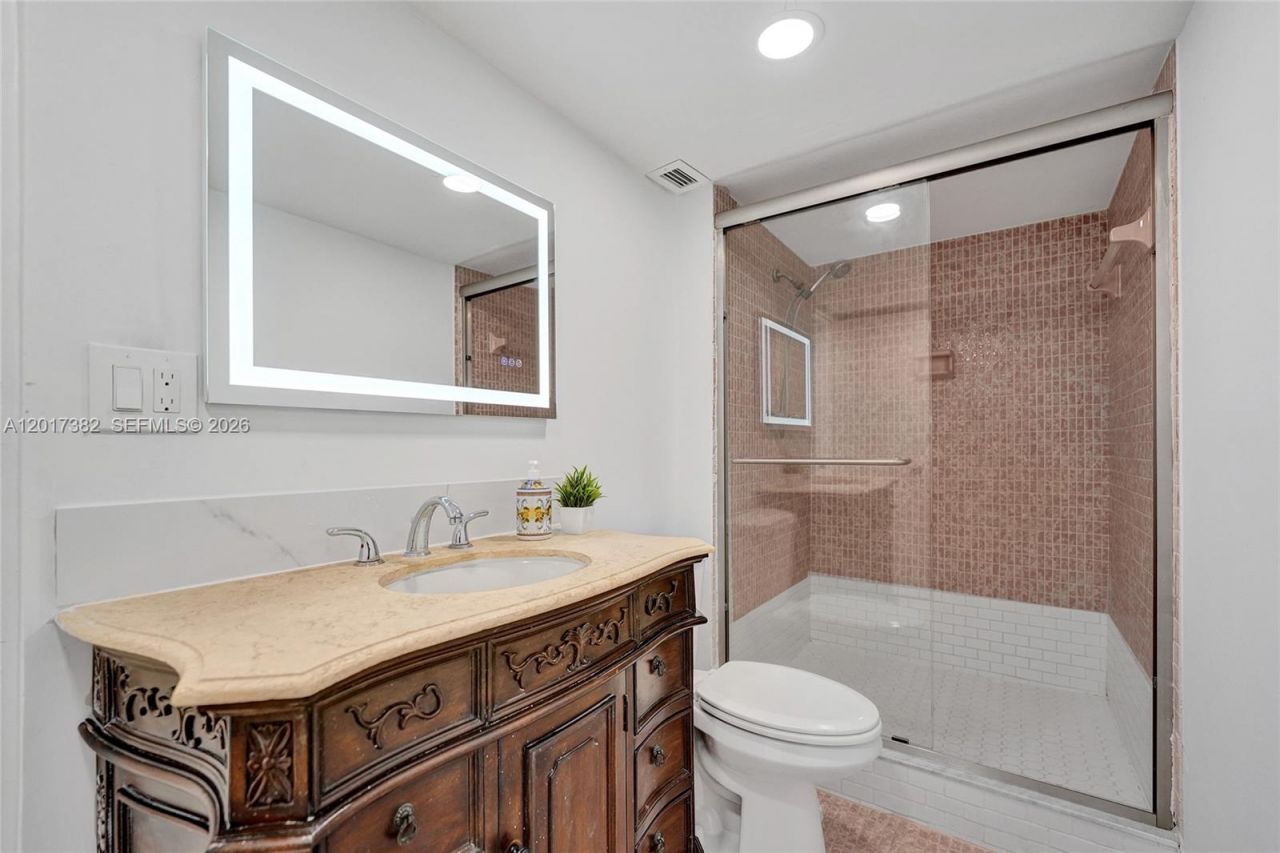 1600 S Ocean Dr , Unit 16B, Hollywood, FL 33019 Photo