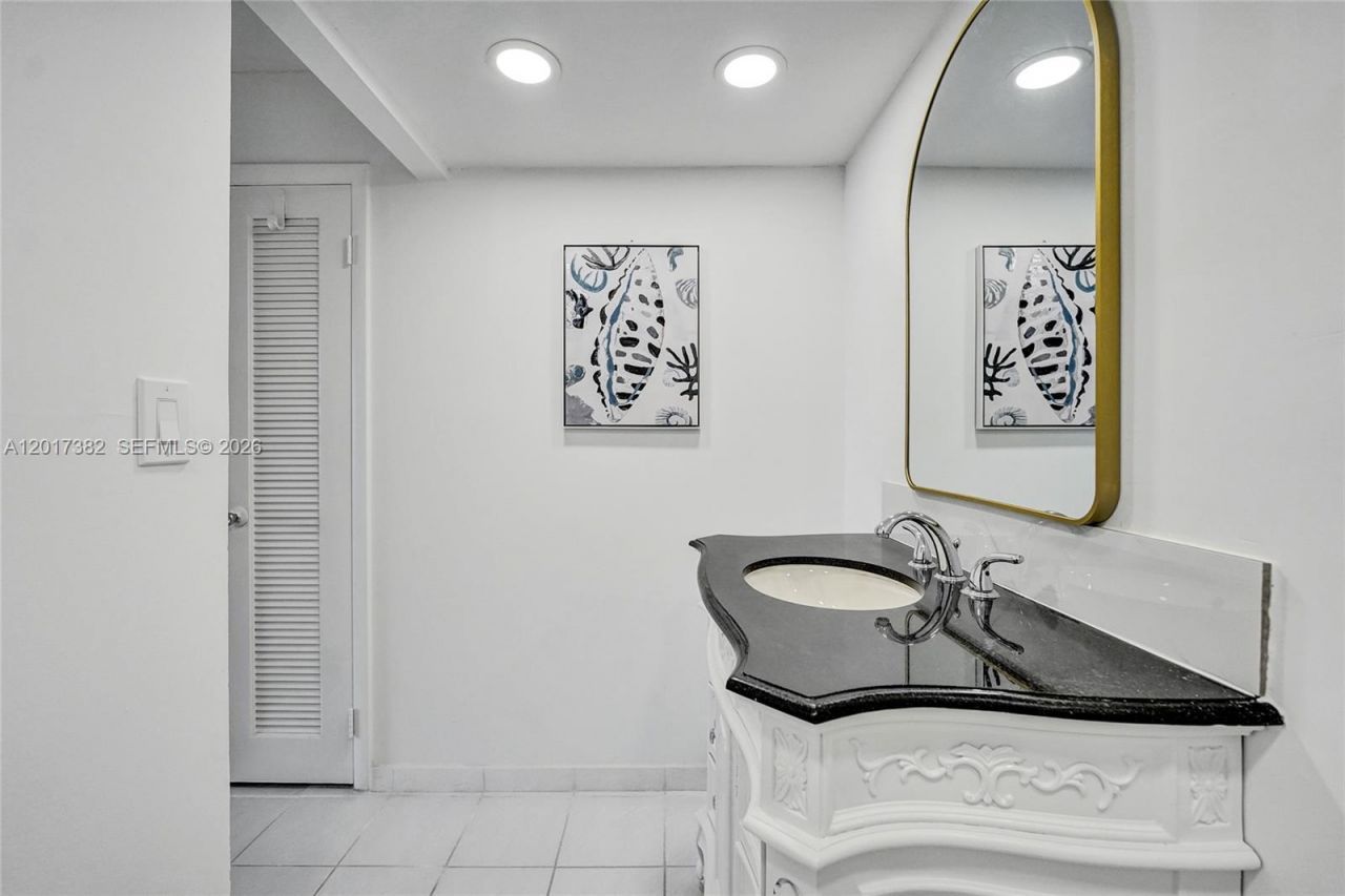1600 S Ocean Dr , Unit 16B, Hollywood, FL 33019 Photo