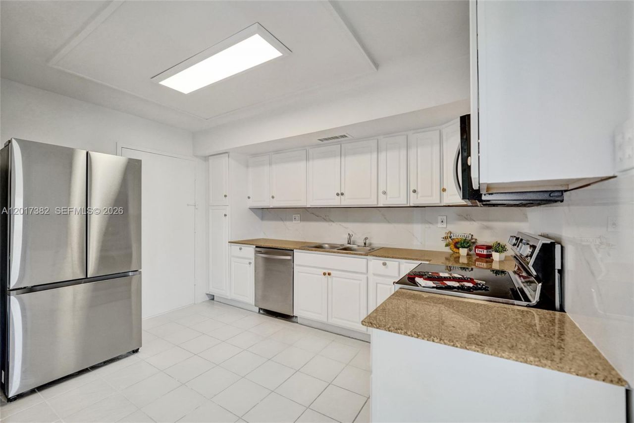 1600 S Ocean Dr , Unit 16B, Hollywood, FL 33019 Photo
