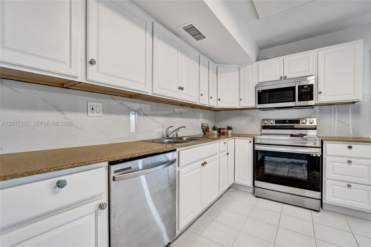 1600 S Ocean Dr , Unit 16B, Hollywood, FL 33019 Photo