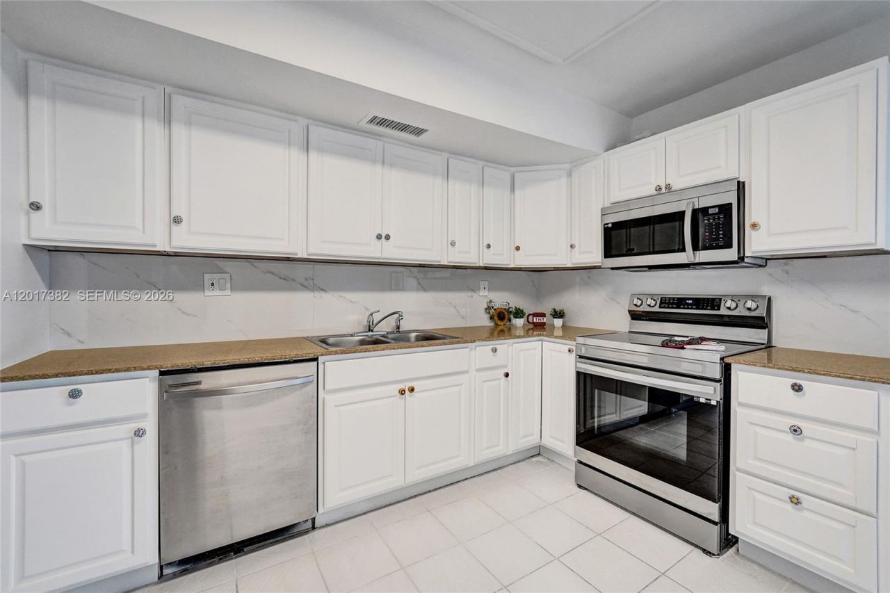 1600 S Ocean Dr , Unit 16B, Hollywood, FL 33019 Photo