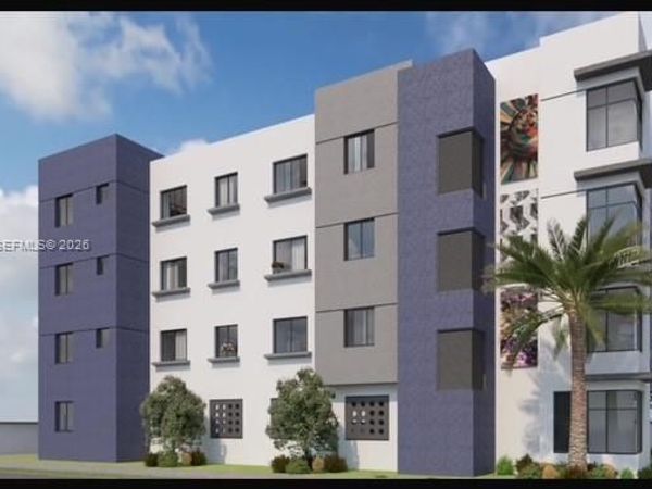 1092 E 21st St , Hialeah, FL 33010