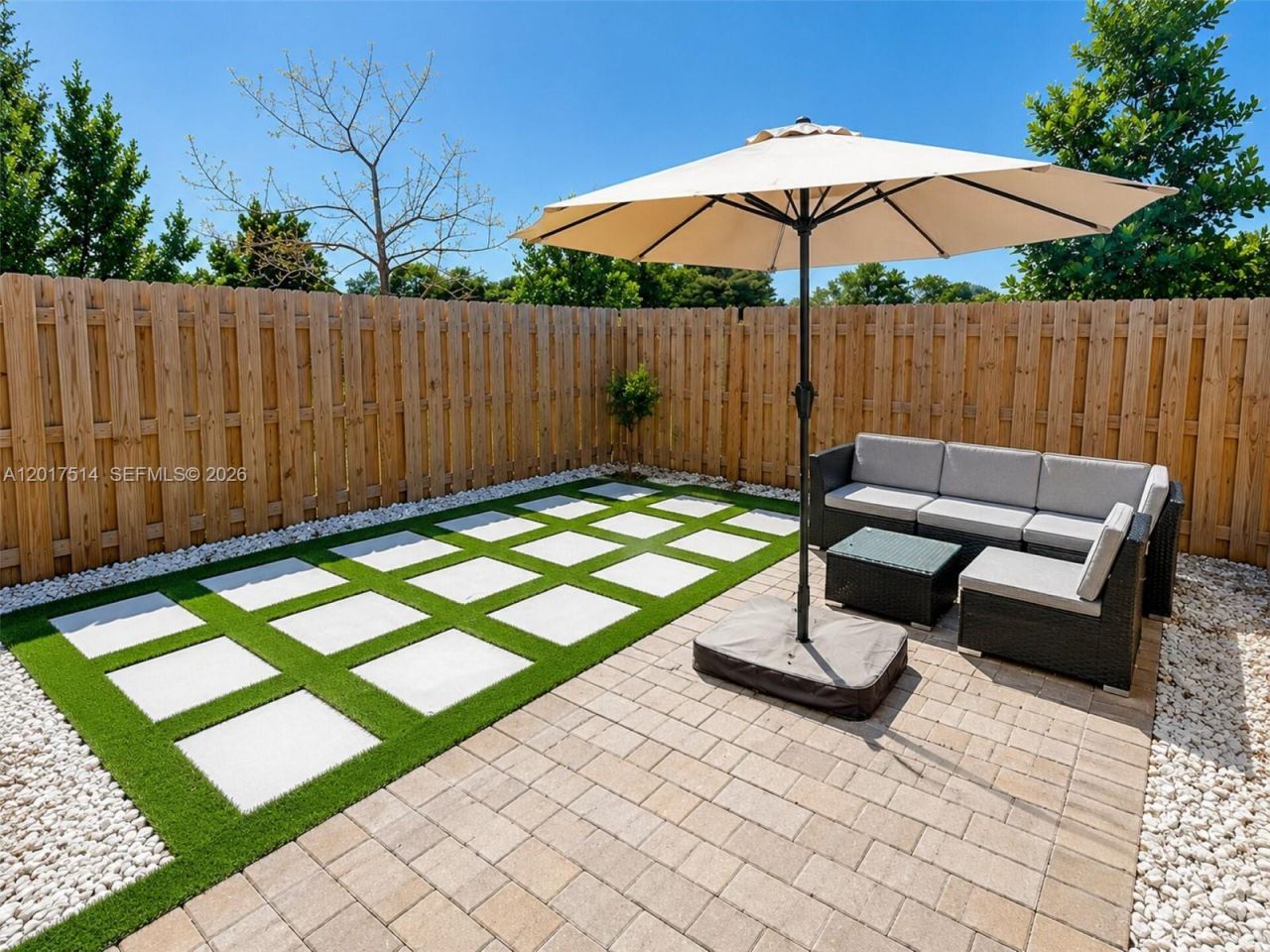 12184 NW 24th Pl , Unit R, Miami, FL 33167 Photo