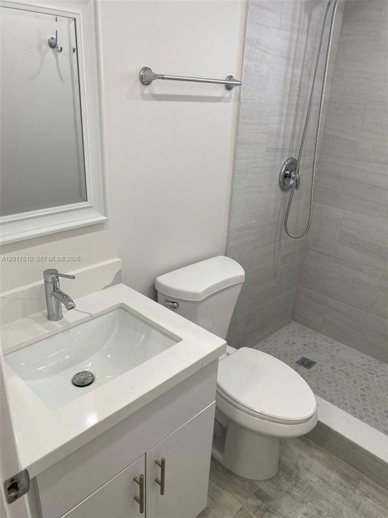 4650 W Flagler St, Unit 3, Miami, FL 33134 Photo