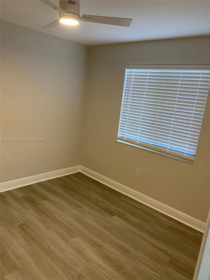 4650 W Flagler St, Unit 3, Miami, FL 33134 Photo