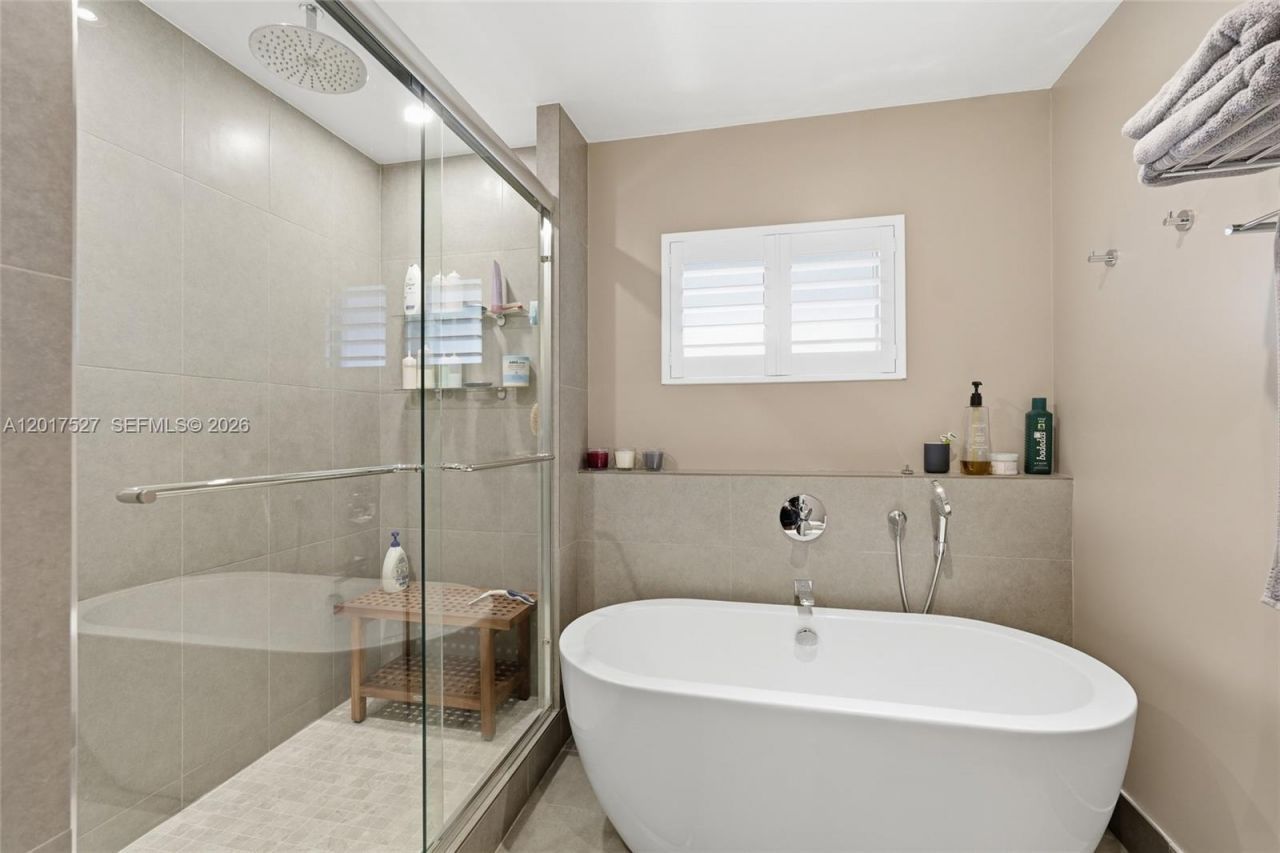 4002 S Cypress Ln, Unit P-17, Pompano Beach, FL 33069 Photo