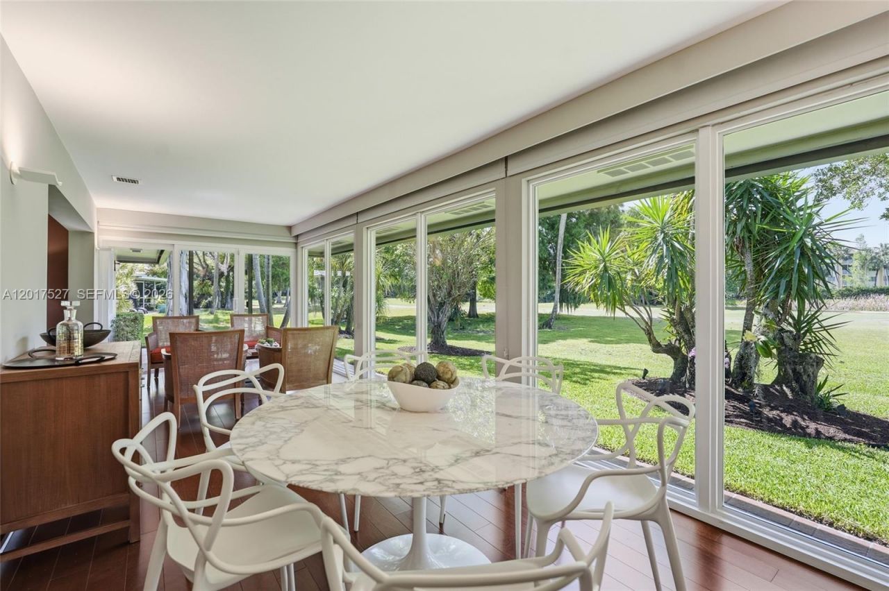 4002 S Cypress Ln, Unit P-17, Pompano Beach, FL 33069 Photo