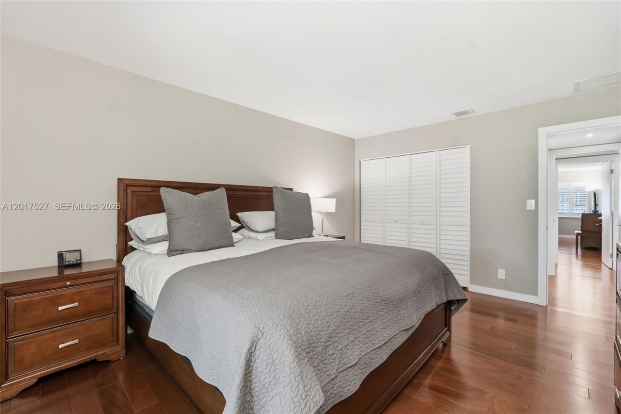 4002 S Cypress Ln, Unit P-17, Pompano Beach, FL 33069 Photo