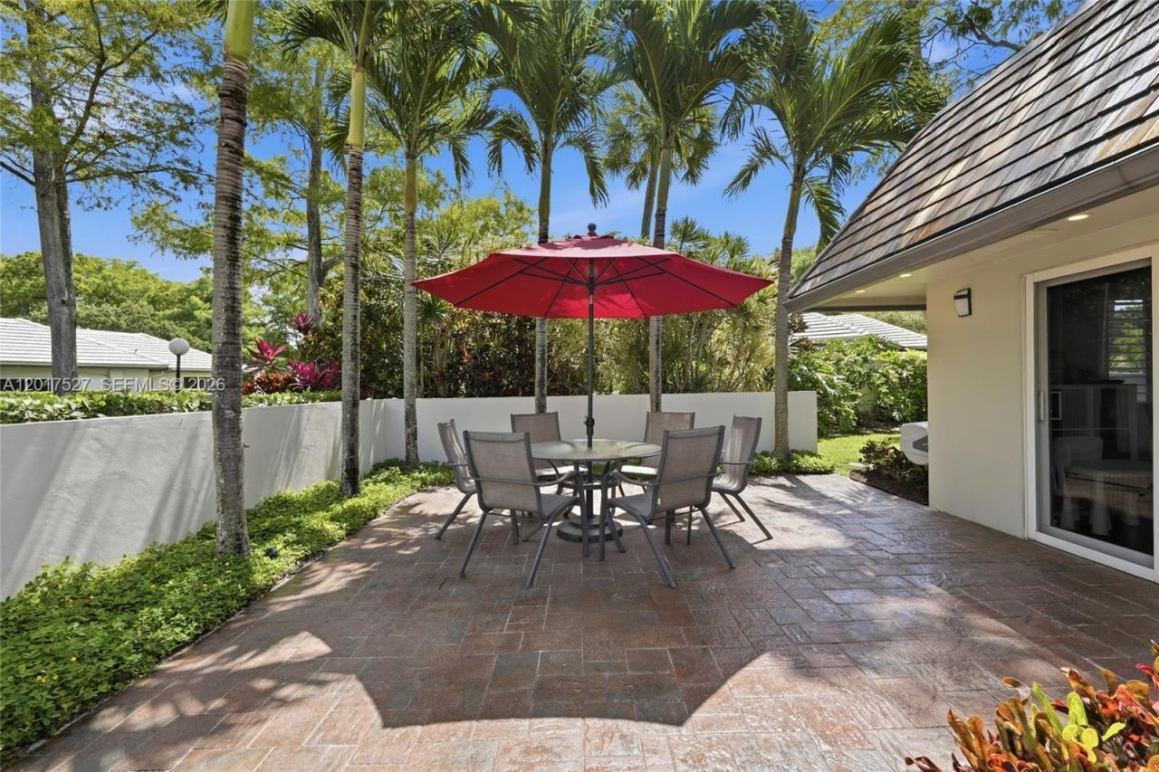 4002 S Cypress Ln, Unit P-17, Pompano Beach, FL 33069 Photo