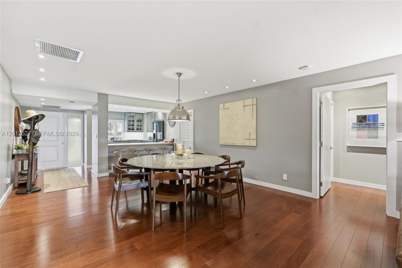 4002 S Cypress Ln, Unit P-17, Pompano Beach, FL 33069 Photo